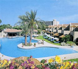 Palm Beach Hotel & Bungalows - 2